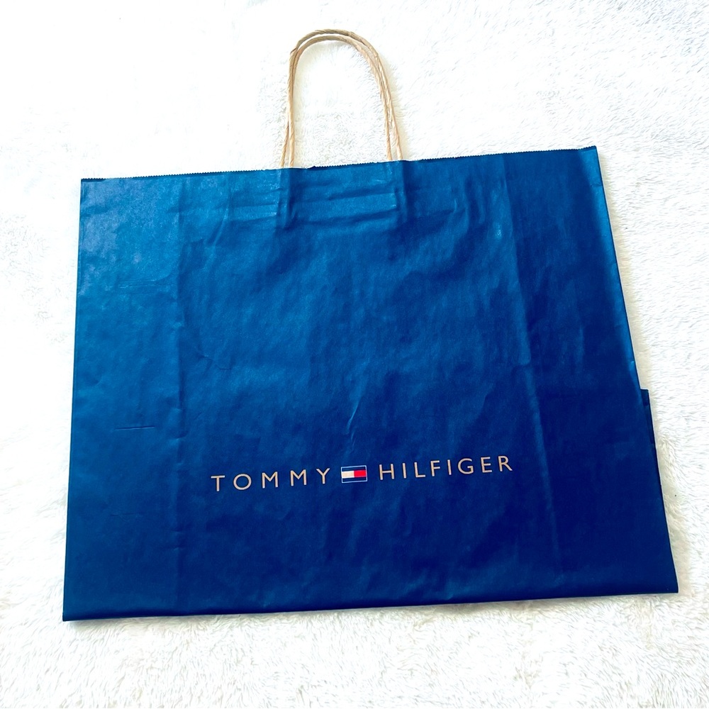 Tommy Hilfiger paper gift / shopping bag